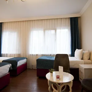 Hotel Genius, Stambuł