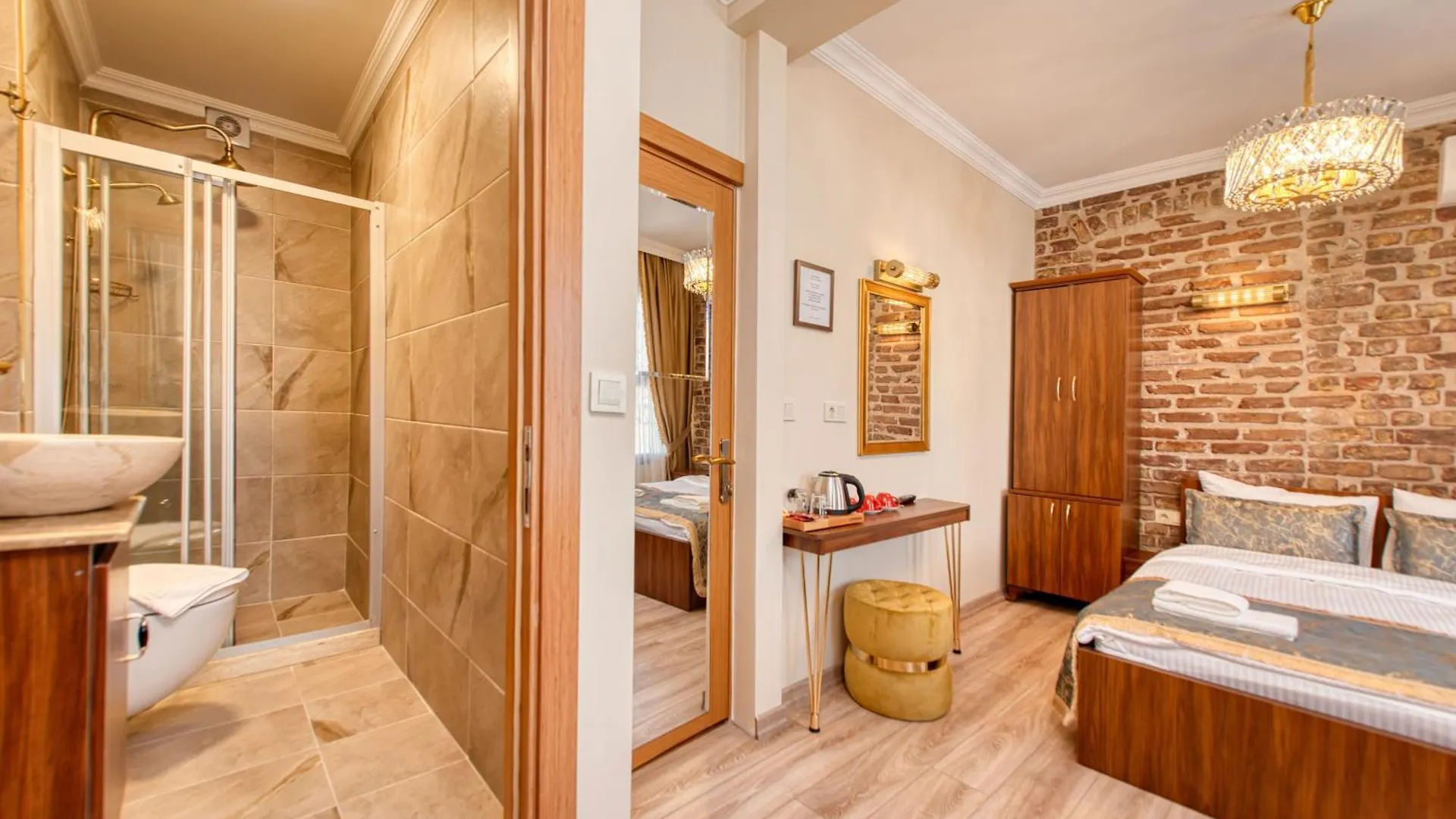 Brown 2 Mansion Oldcity Estambul